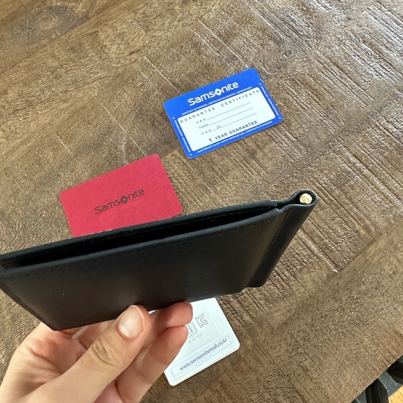 NEW Samsonite Wallet in black leather - Picture 3 of 6